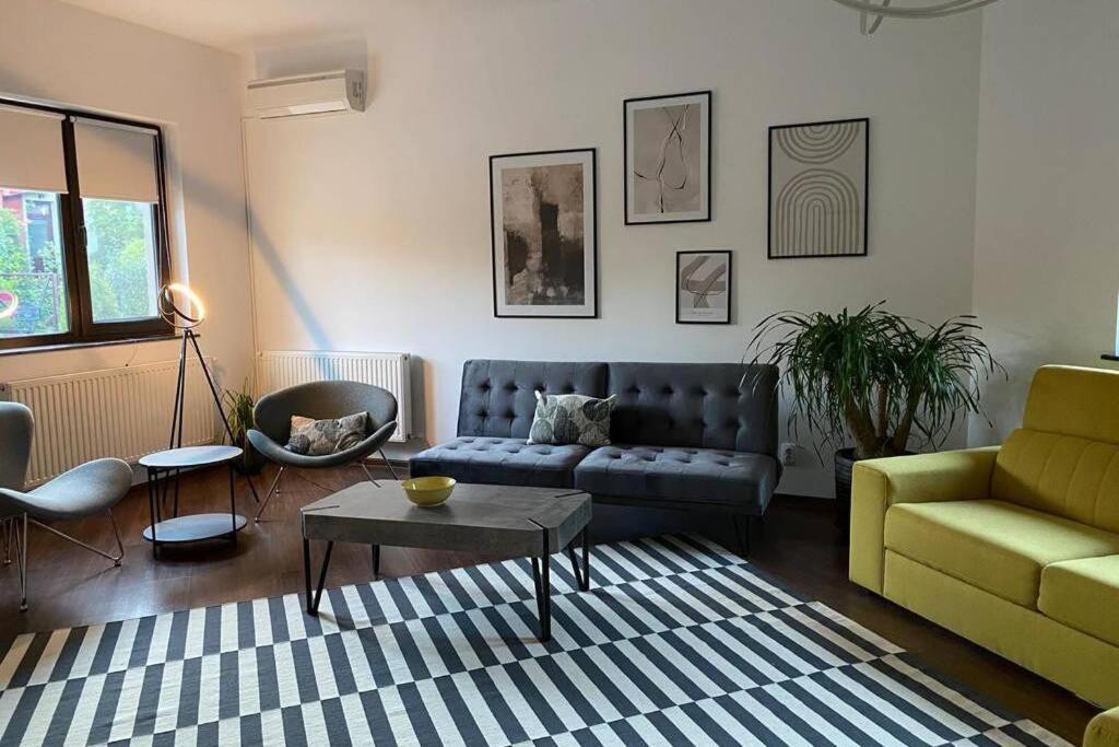 La Tuya Deluxe Villa Jászvásár Kültér fotó