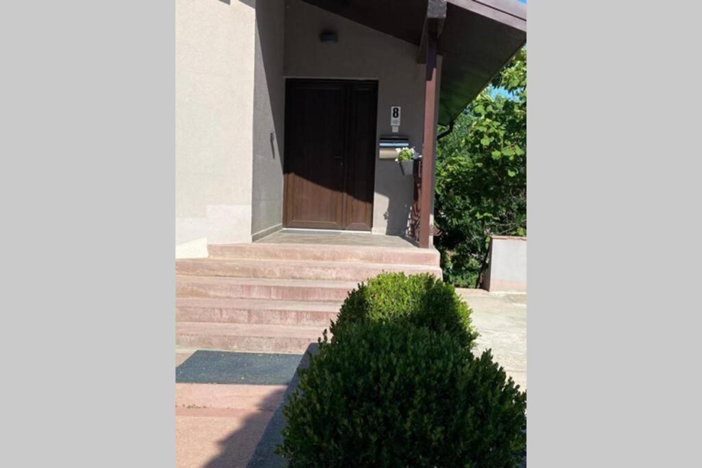 La Tuya Deluxe Villa Jászvásár Kültér fotó