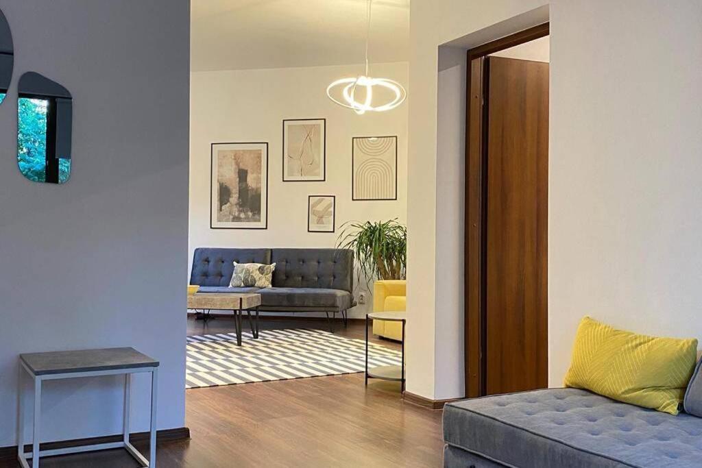 La Tuya Deluxe Villa Jászvásár Kültér fotó