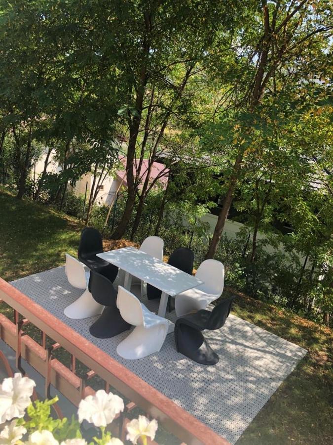 La Tuya Deluxe Villa Jászvásár Kültér fotó